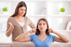 Difficoltà di comunicazione tra genitori e figli adolescenti: come superarle